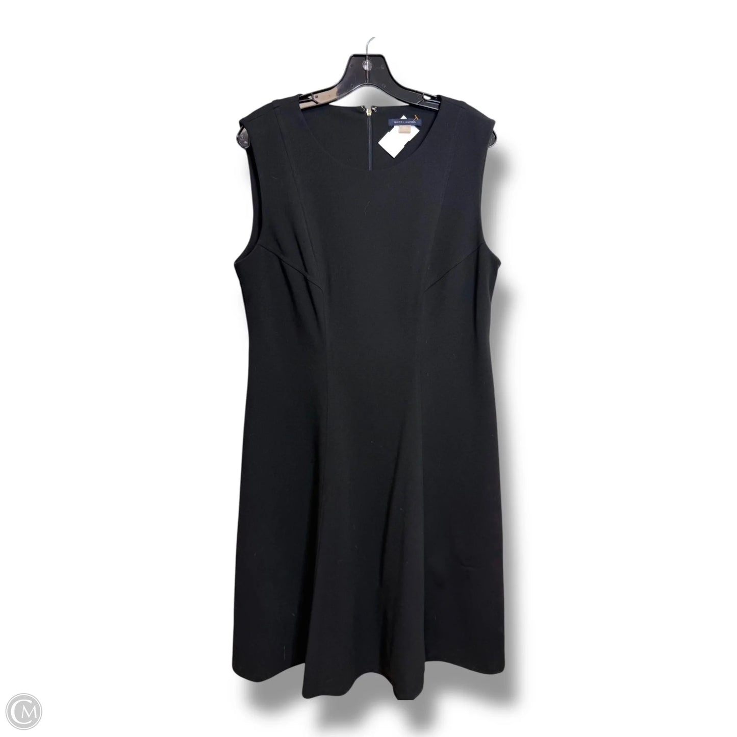 Dress Casual Short By Tommy Hilfiger In Black, Size: 14