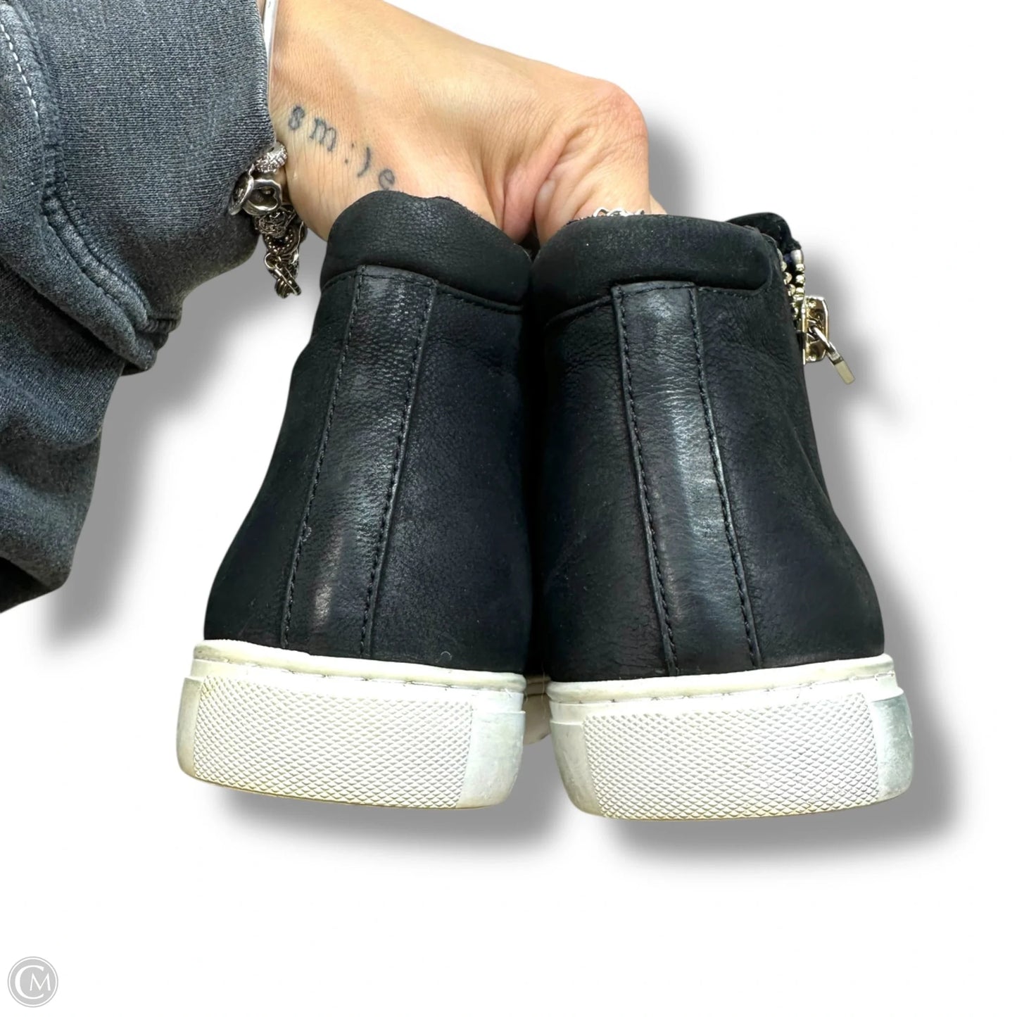 Boots Ankle Flats By Kenneth Cole In Black, Size: 7.5