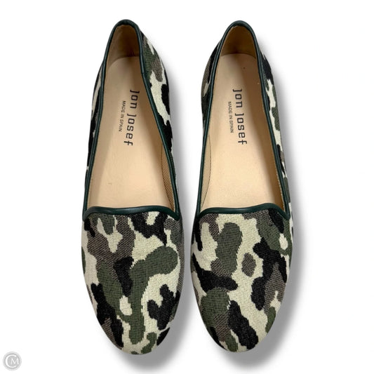 Shoes Flats By Clothes Mentor In Camouflage Print, Size: 6.5