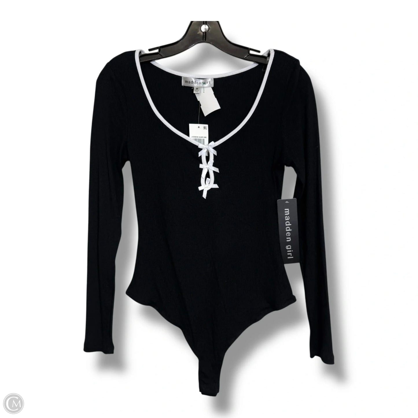 Top Long Sleeve By Madden Girl In Black, Size: M