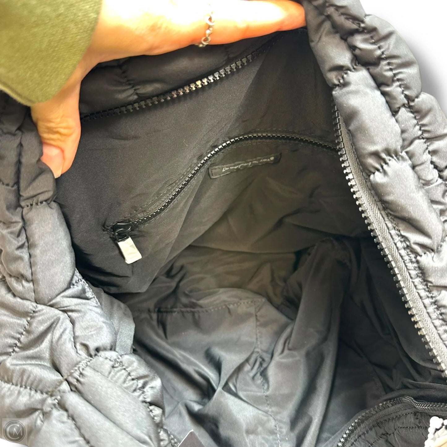 Handbag By Clothes Mentor, Size: Medium