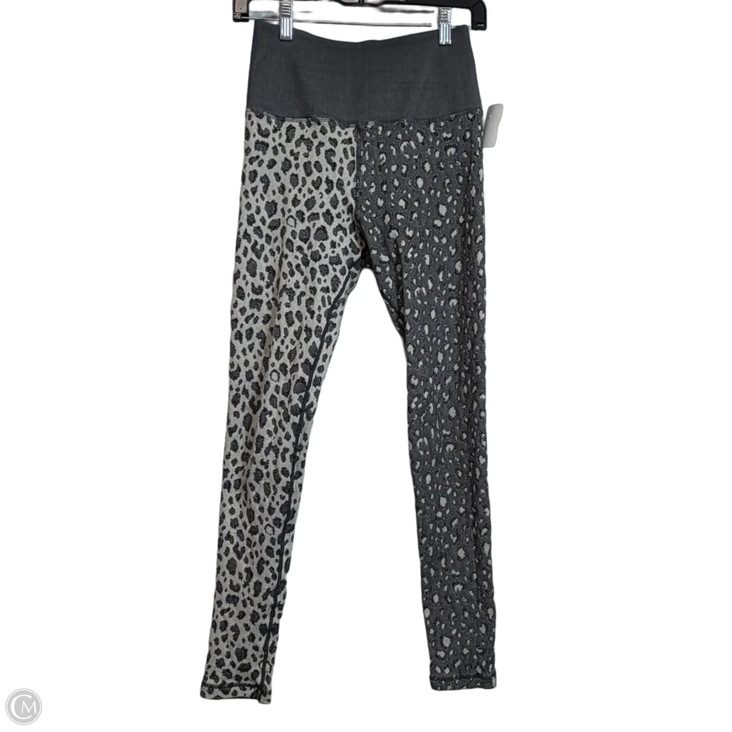 Pants Leggings By Clothes Mentor In Grey, Size: M