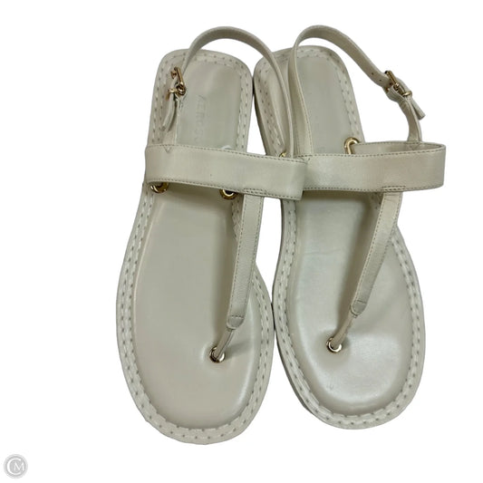 Sandals Flats By Aerosoles In White, Size: 8