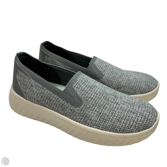 Shoes Sneakers By Bzees In Grey, Size: 8 wide