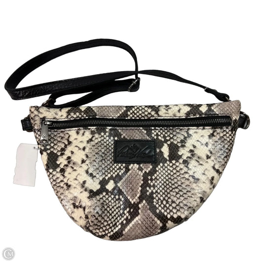 Belt Bag Designer By Patricia Nash, Size: Medium