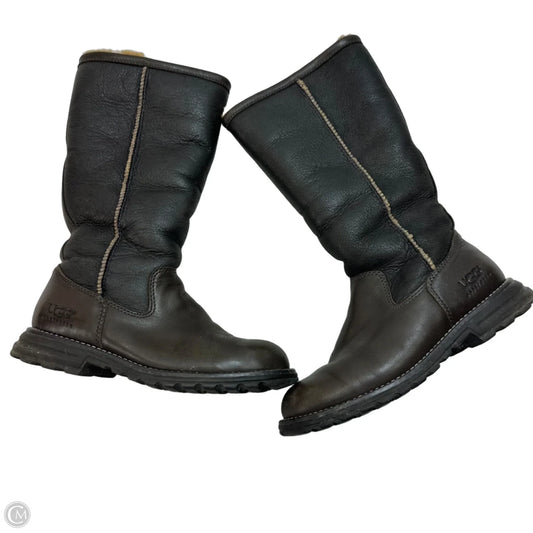 Boots Designer By Ugg In Brown, Size: 6