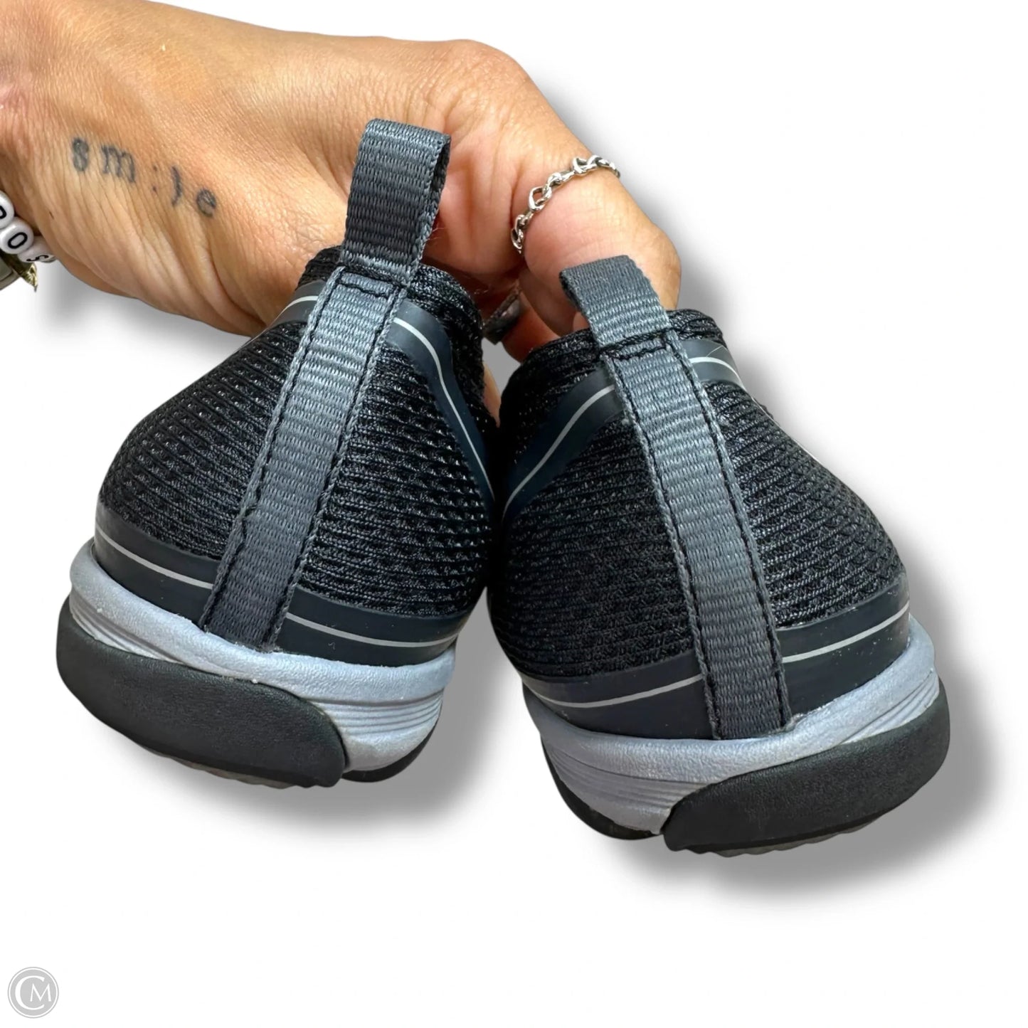 Shoes Flats By Merrell In Black, Size: 8.5