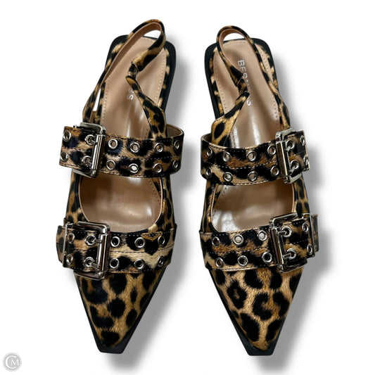 Shoes Flats By Clothes Mentor In Leopard Print, Size: 8