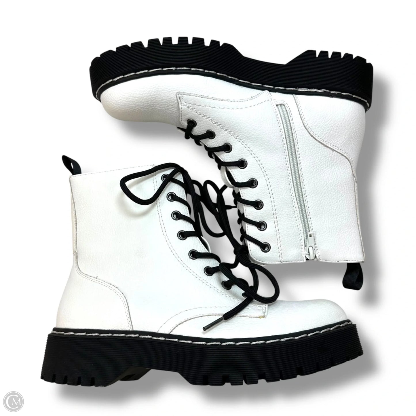 Boots Ankle Flats By Sincerely Jules In White, Size: 8.5