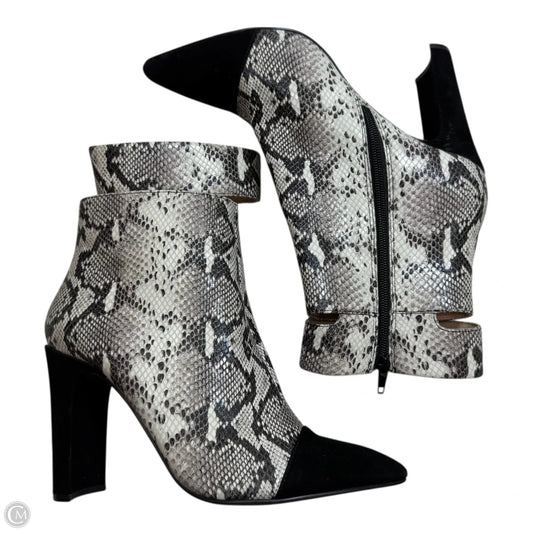 Boots Ankle Heels By Clothes Mentor In Animal Print, Size: 9