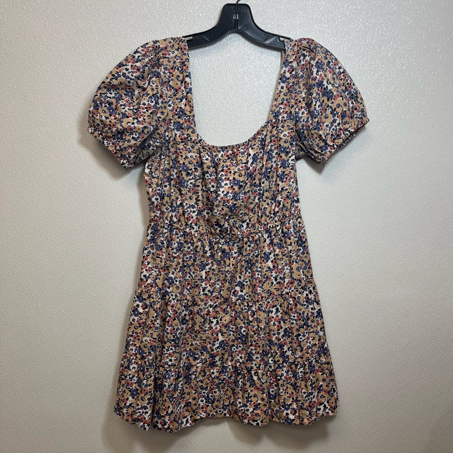 Dress Casual Short By Clothes Mentor  Size: L