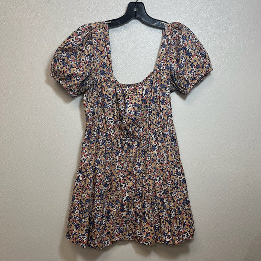 Dress Casual Short By Clothes Mentor  Size: L