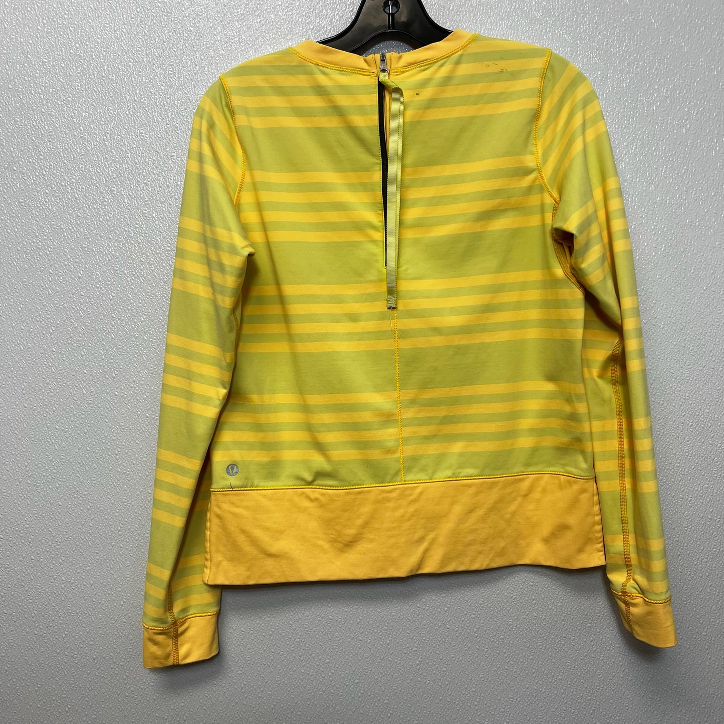 Athletic Top Long Sleeve Collar By Lululemon In Yellow, Size: 4