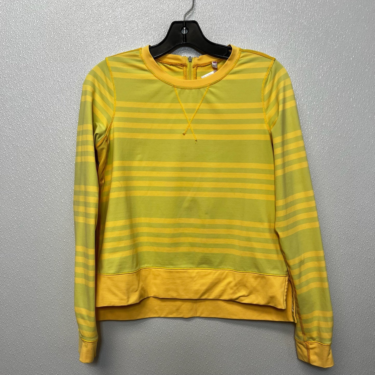 Athletic Top Long Sleeve Collar By Lululemon In Yellow, Size: 4