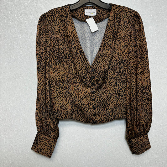 Top Long Sleeve By Clothes Mentor In Animal Print, Size: S