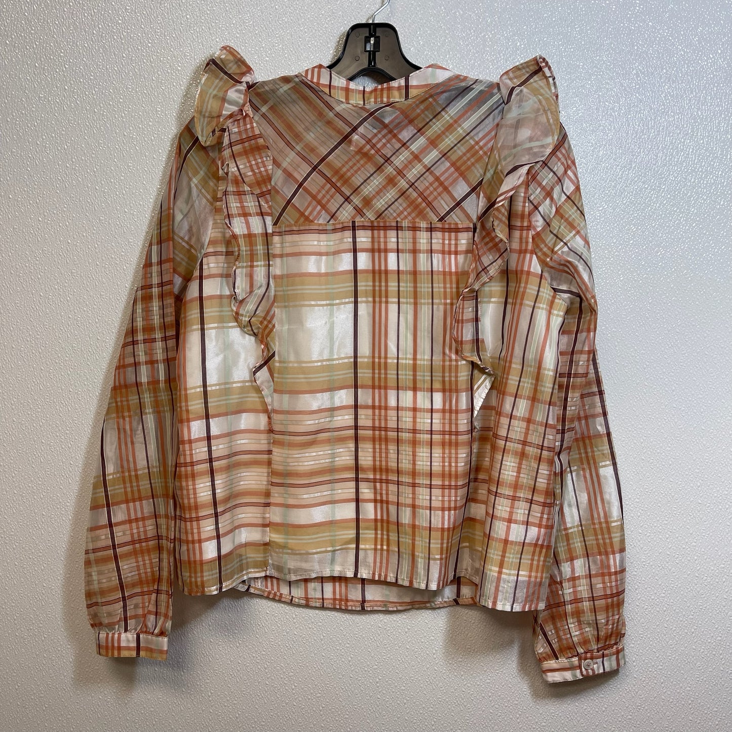 Top Long Sleeve By Clothes Mentor In Plaid, Size: Small