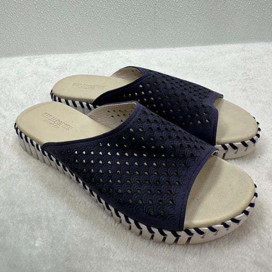 Sandals Flats By Clothes Mentor