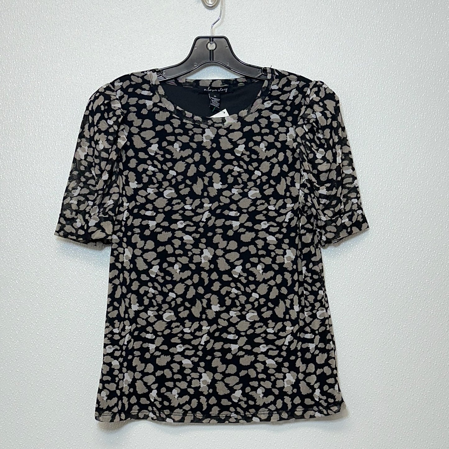 Top Short Sleeve By Clothes Mentor  Size: Petite   Small