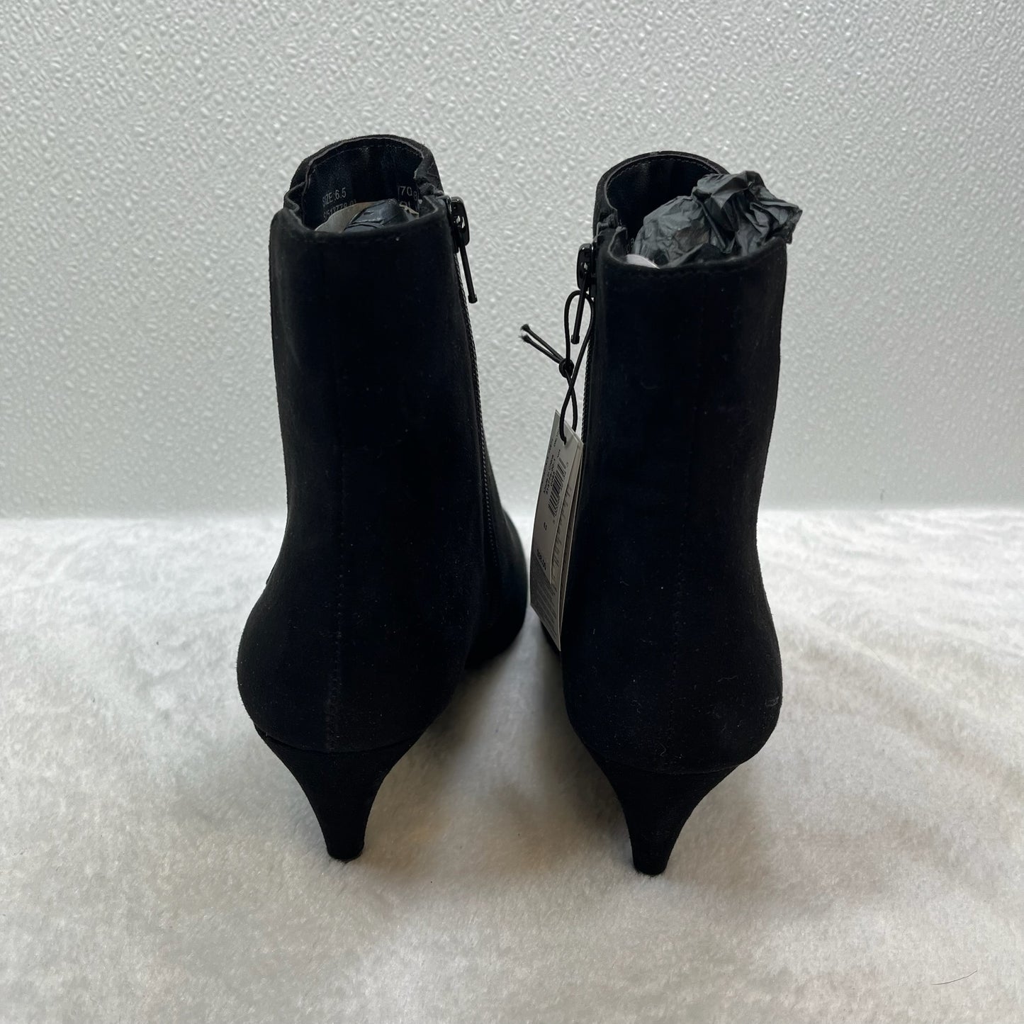 Boots Ankle Heels By Cmf  Size: 6.5