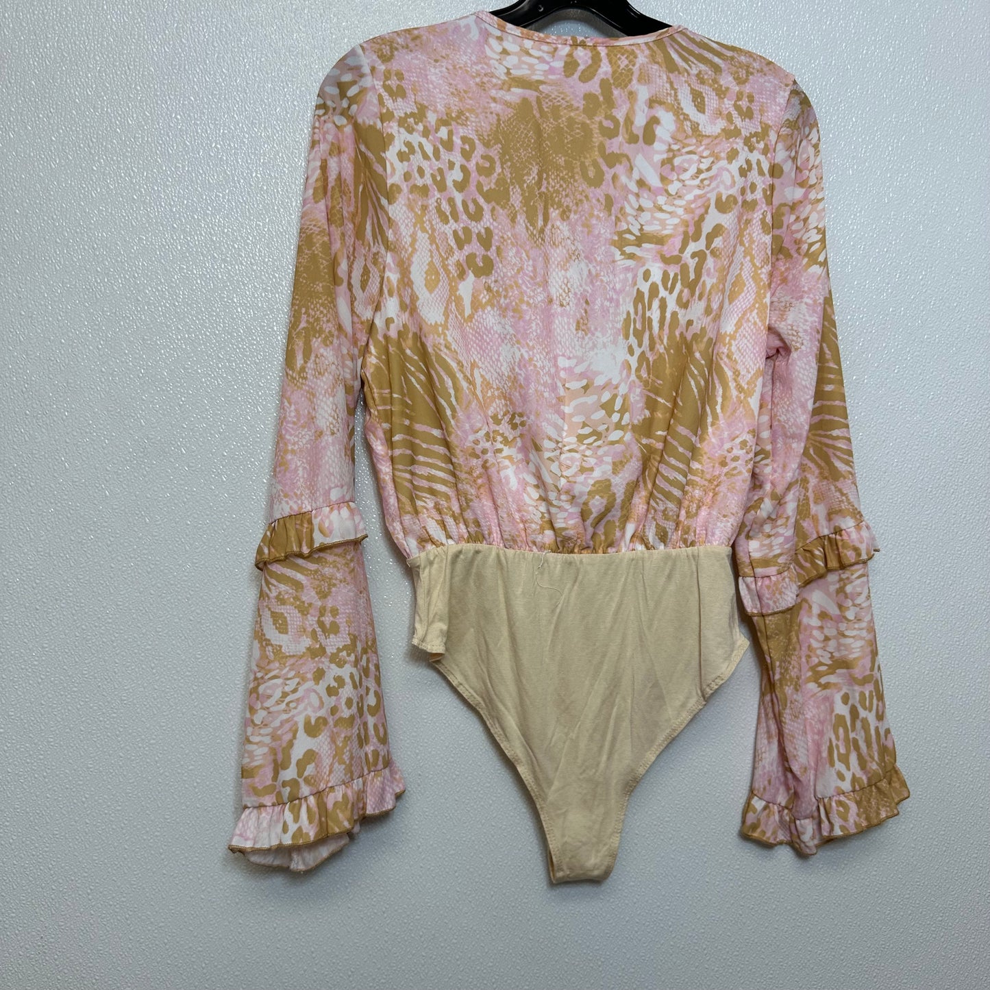 Bodysuit By Peach Love Cream California  Size: M