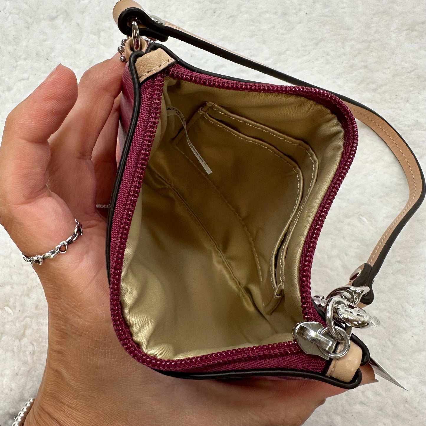 Wristlet Designer Coach, Size Small