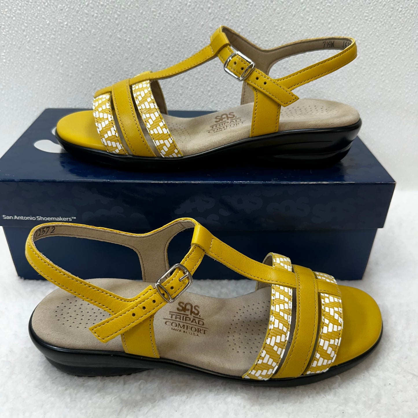 Mustard Sandals Flats Sas, Size 7.5