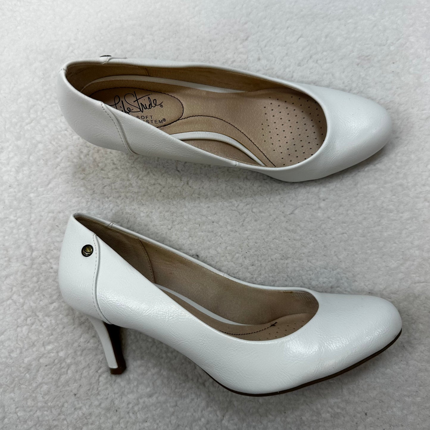 White Shoes Heels Stiletto Life Stride, Size 7.5