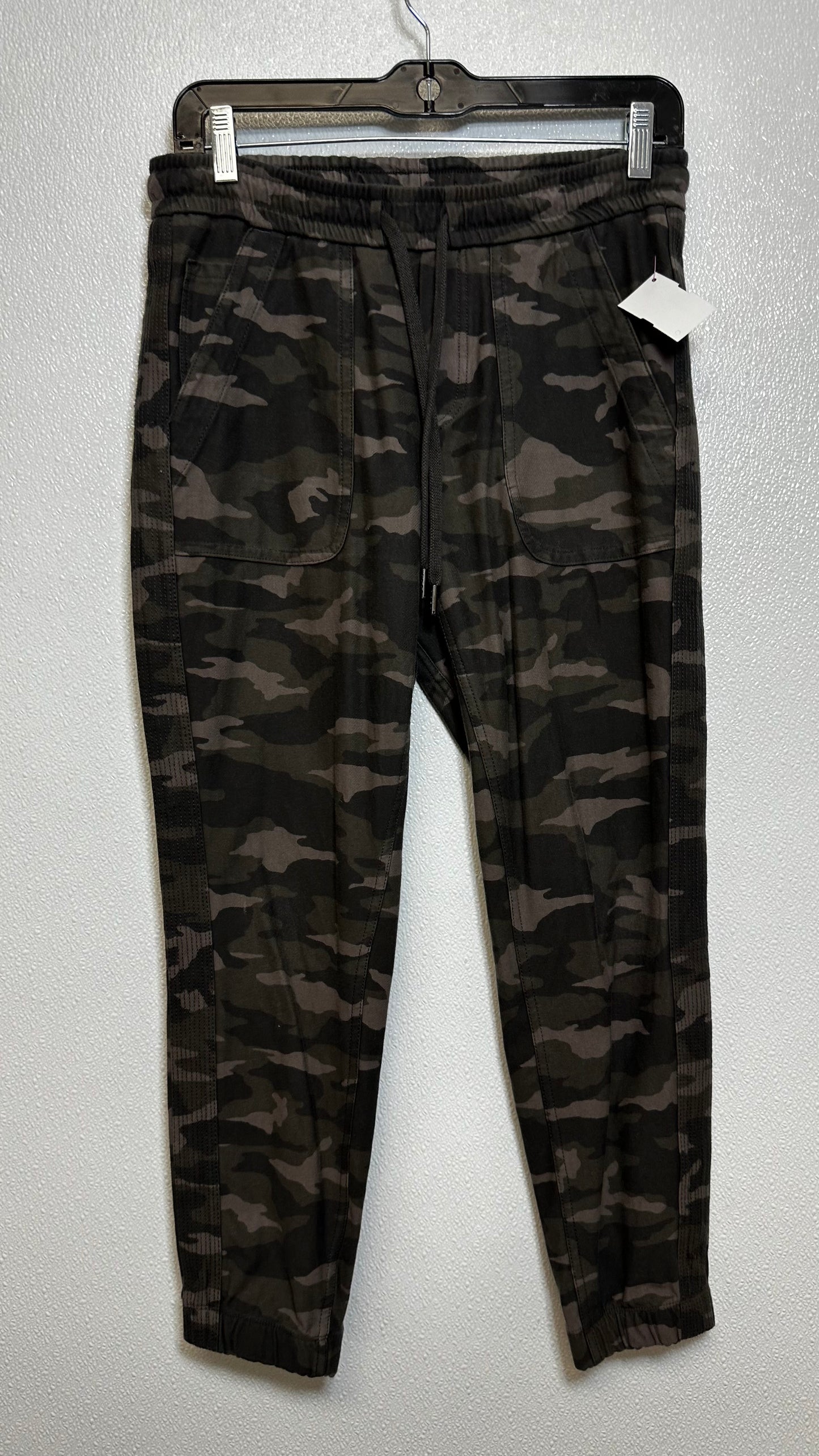 Athletic Pants By Athleta In Camoflauge, Size: 2petite