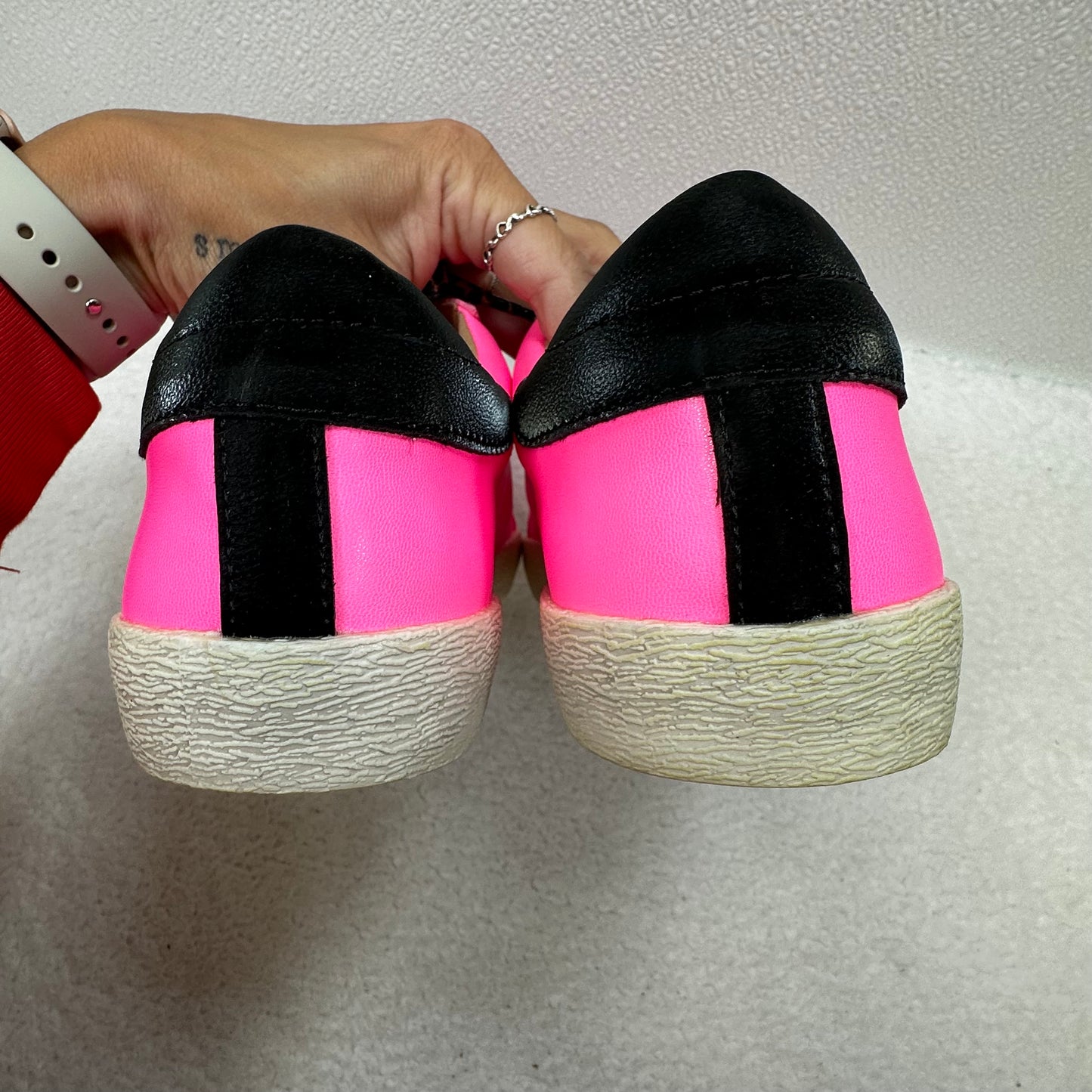 Hot Pink Shoes Sneakers Mi.iM, Size 9