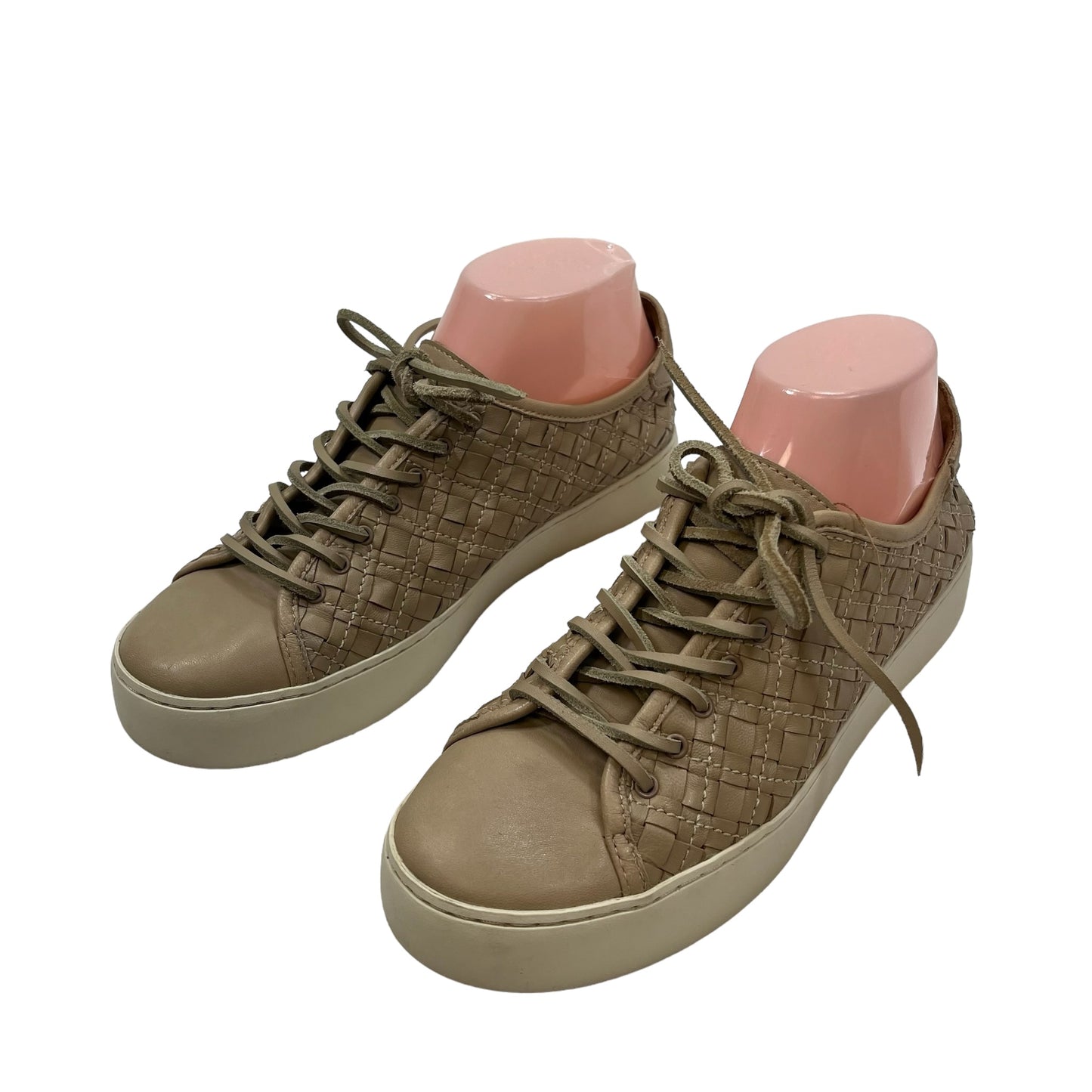 Shoes Sneakers By Frye In Tan, Size: 7.5