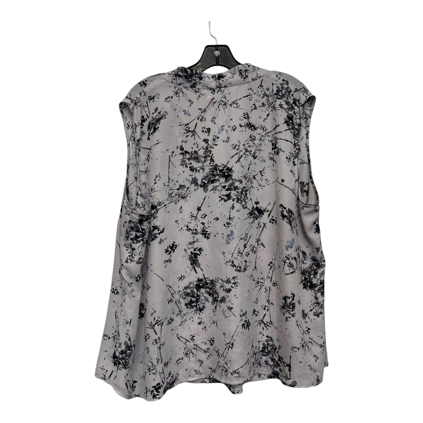 Top Sleeveless By Bar Iii In Floral, Size: 3x