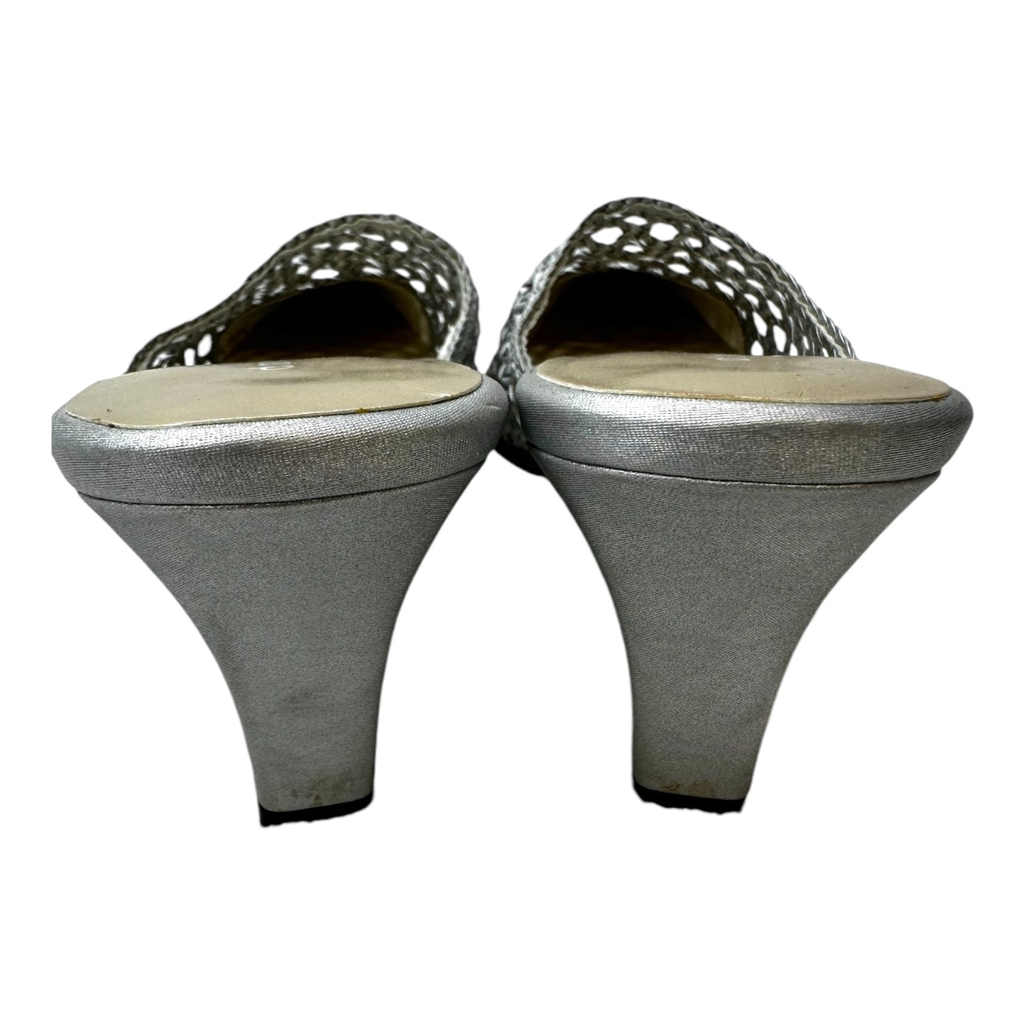 Shoes Heels Kitten By Clothes Mentor In Silver, Size: 8