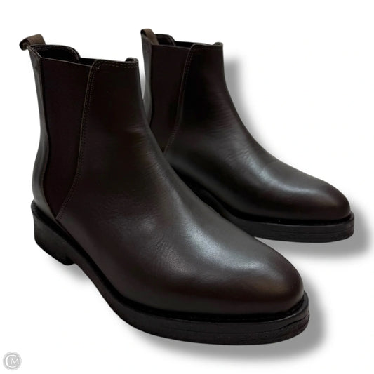 Boots Ankle Flats By Clothes Mentor In Brown