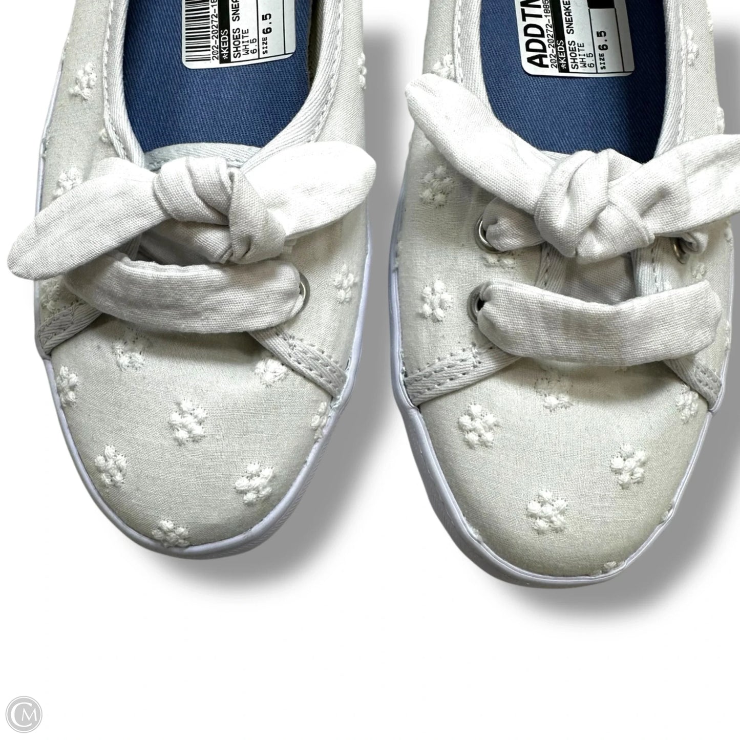 Shoes Sneakers By Keds In White, Size: 6.5
