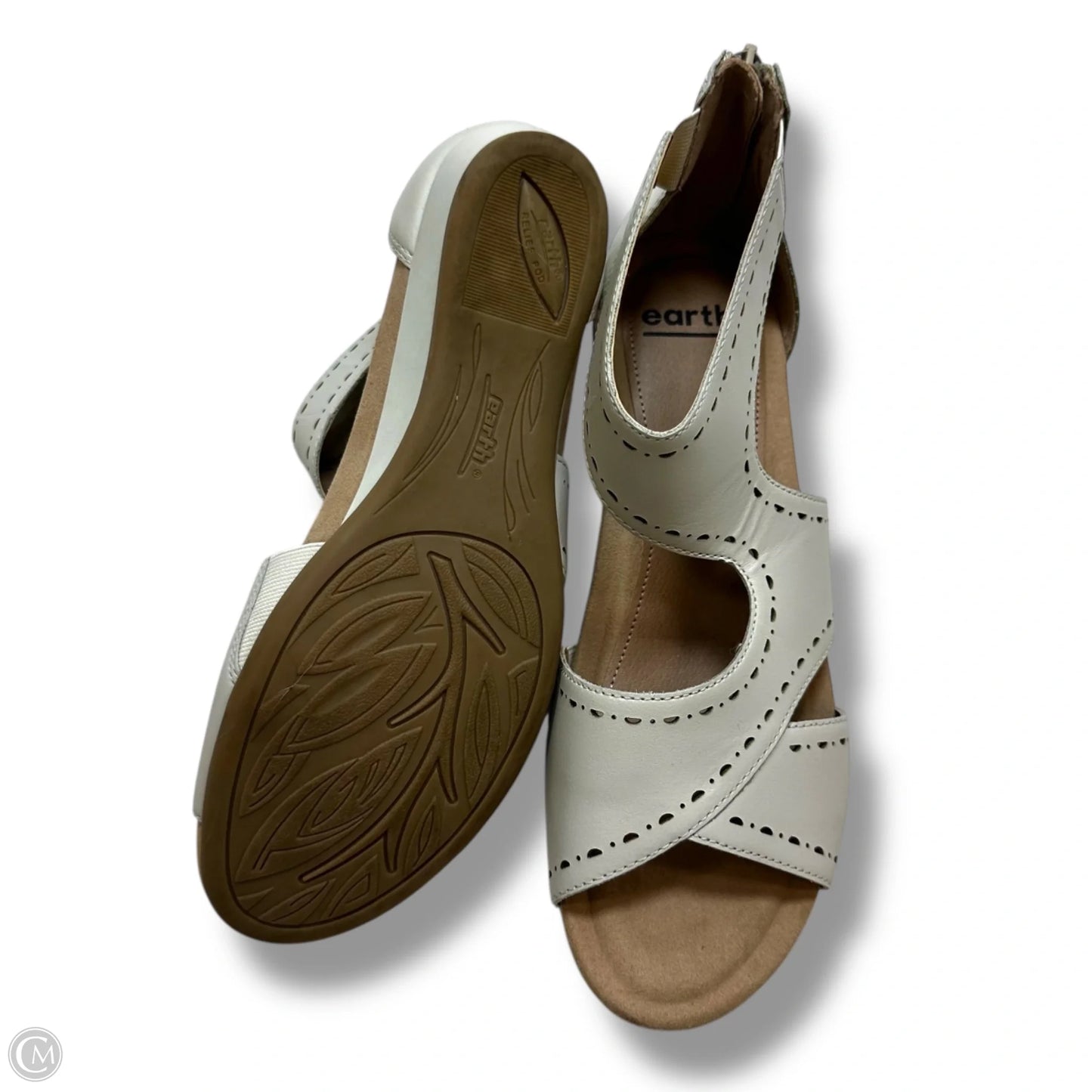 Sandals Flats By Earth In Beige, Size: 9