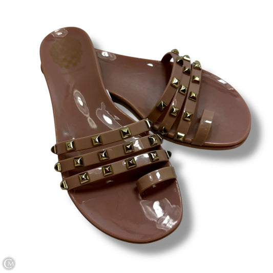 Sandals Flats By Vince Camuto In Tan, Size: 6
