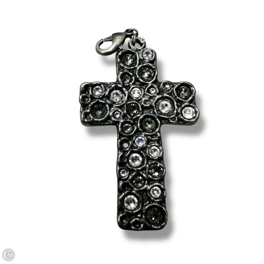 Cross Pin By Sabika