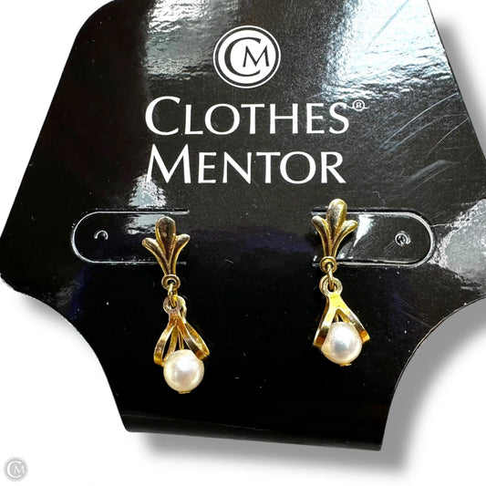 Earrings Stud By Cmf
