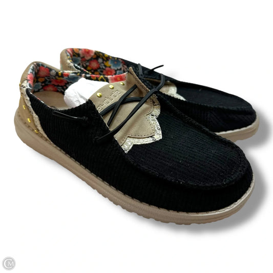 Shoes Flats By Hey Dude In Multi-colored, Size: 7