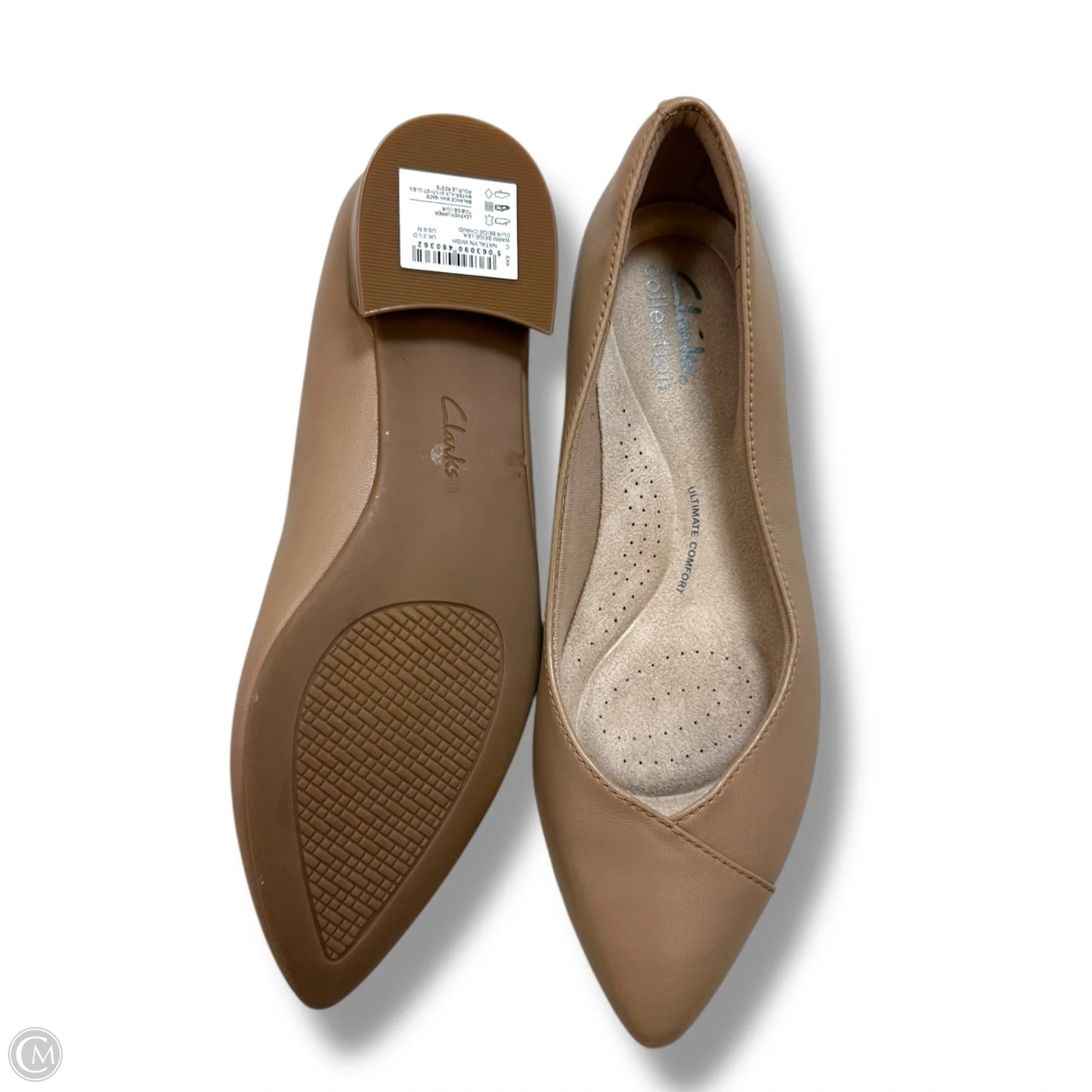 Shoes Flats By Clarks In Tan, Size: 6