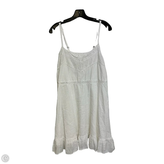 Dress Casual Short By Urban Outfitters In White, Size: L