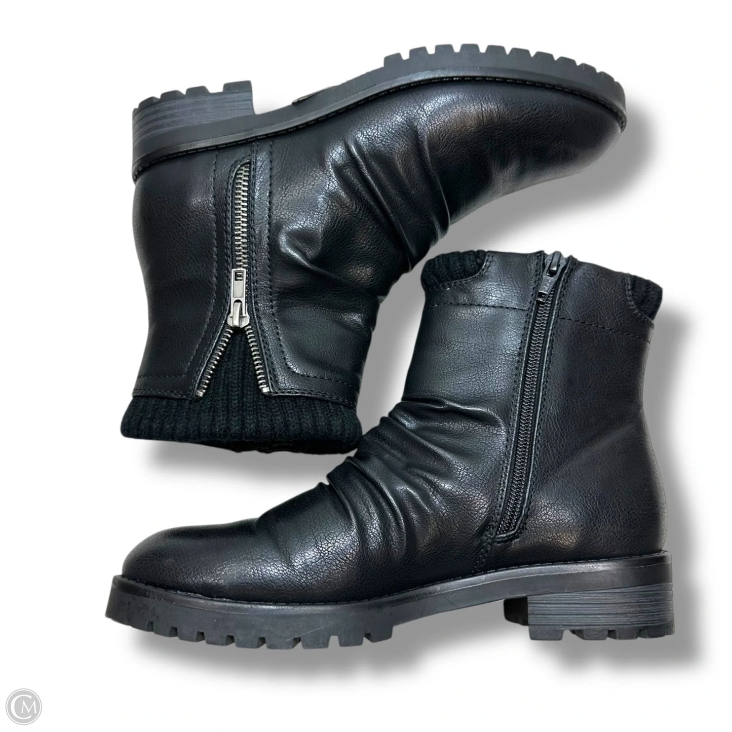 Boots Ankle Flats By Bare Traps In Black, Size: 6.5