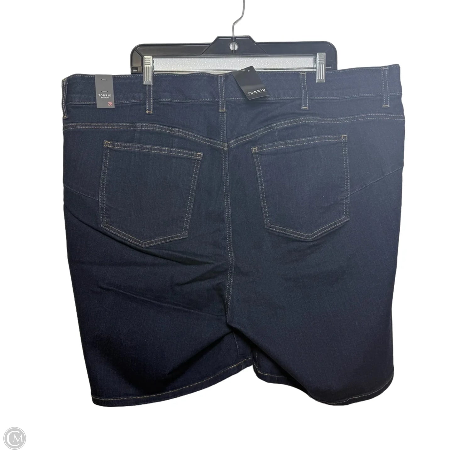 BOMBSHELL 8" BERMUDA SHORTS By Torrid In Blue Denim, Size: 26