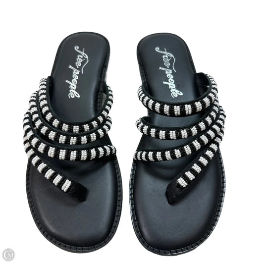 Sandals Flip Flops By Free People In Black, Size: 6.5