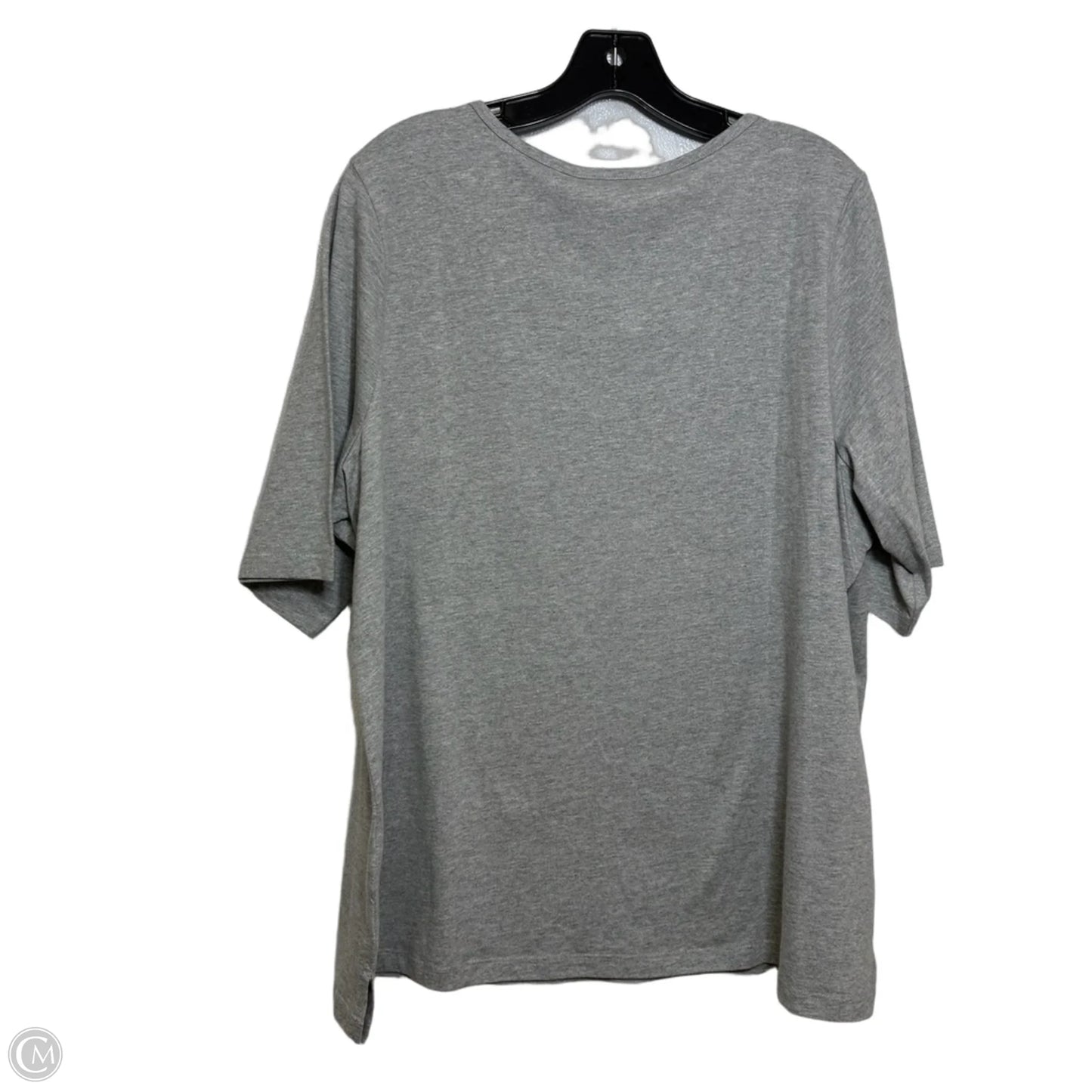 Top Short Sleeve By Quaker Factory In Grey, Size: Xl