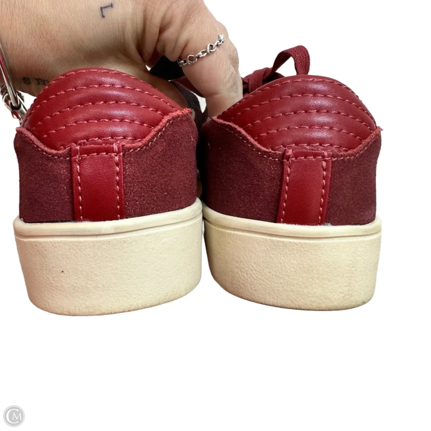 Shoes Athletic By Clothes Mentor In Maroon, Size: 6.5
