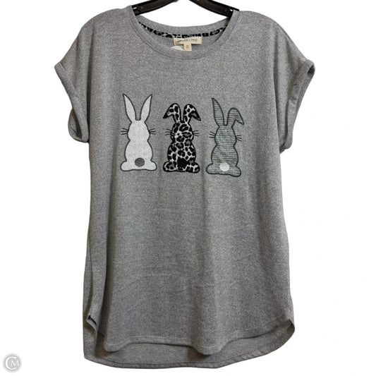 Top Short Sleeve By Clothes Mentor In Grey, Size: M