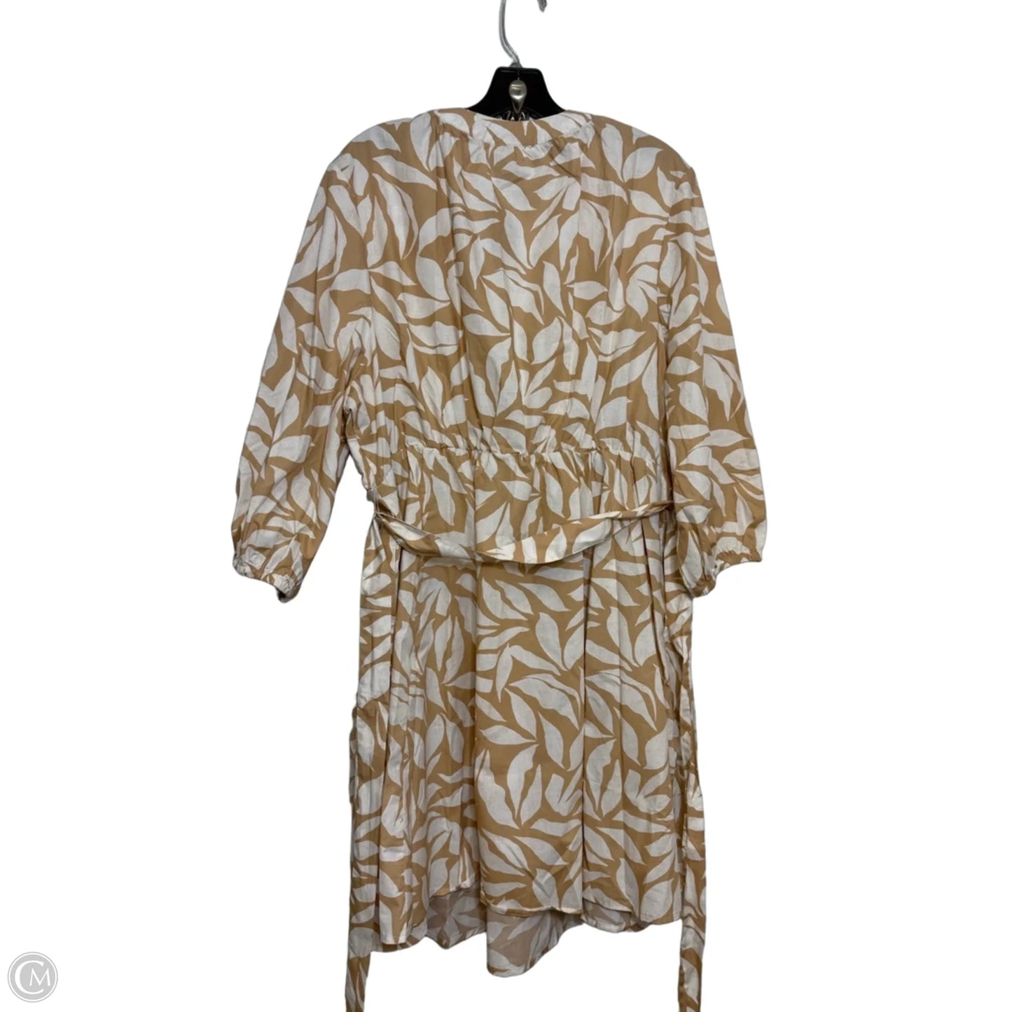 Dress Casual Short By Torrid In Beige, Size: 1x