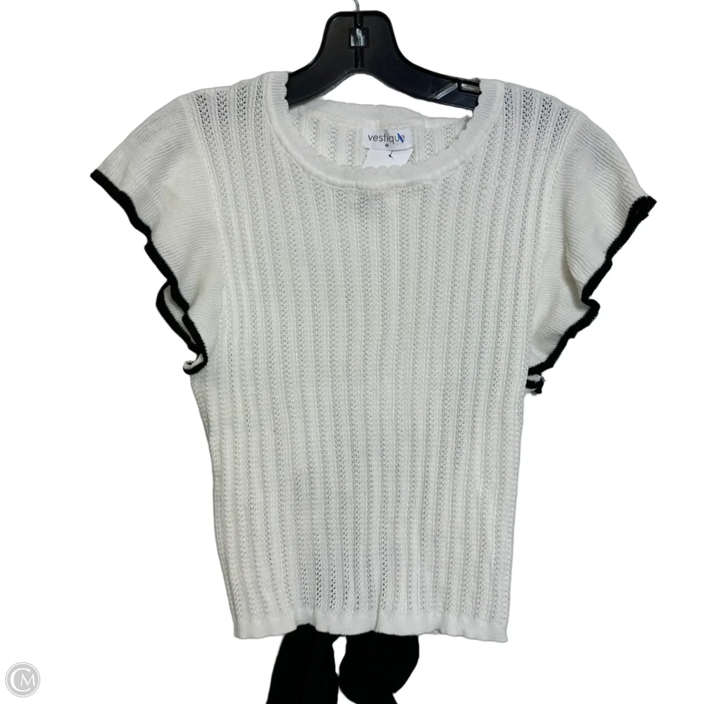 Top Short Sleeve By Clothes Mentor In White, Size: M