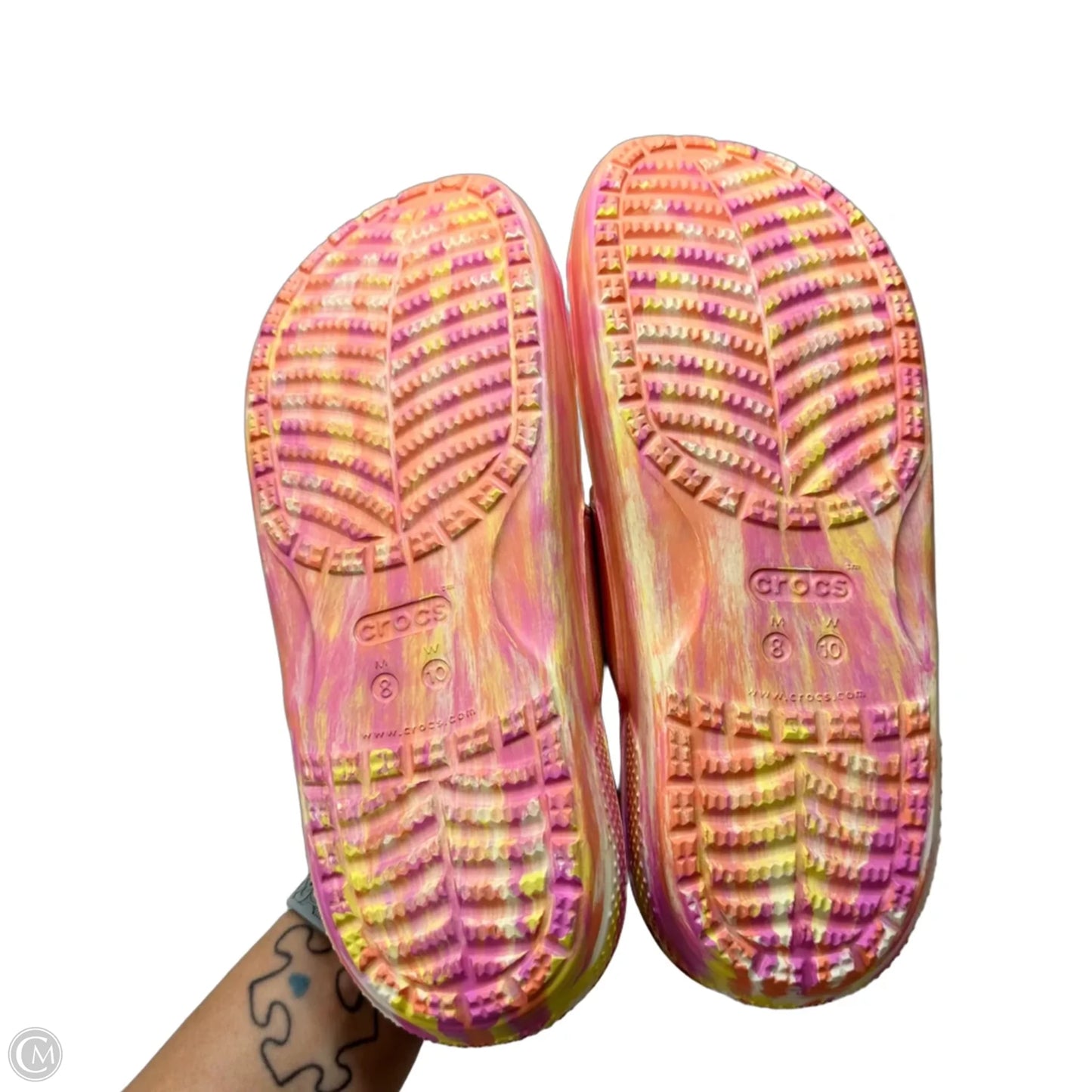 Sandals Flats By Crocs In Peach, Size: 10